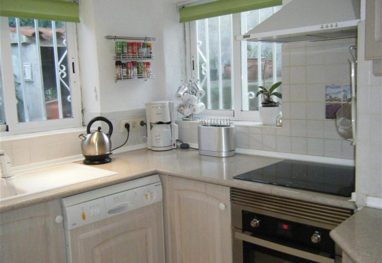 Villa Casa Jazmin Roses Esterno foto