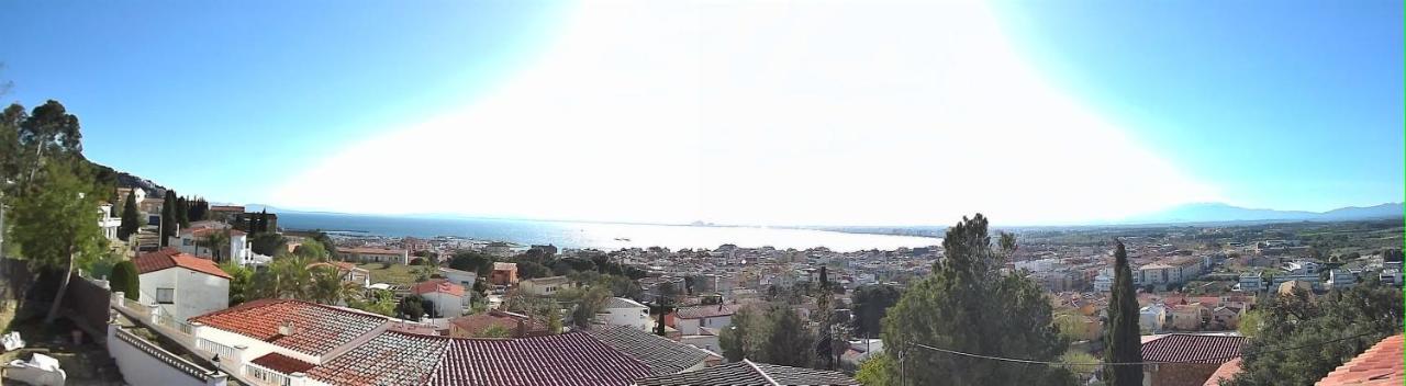Villa Casa Jazmin Roses Esterno foto